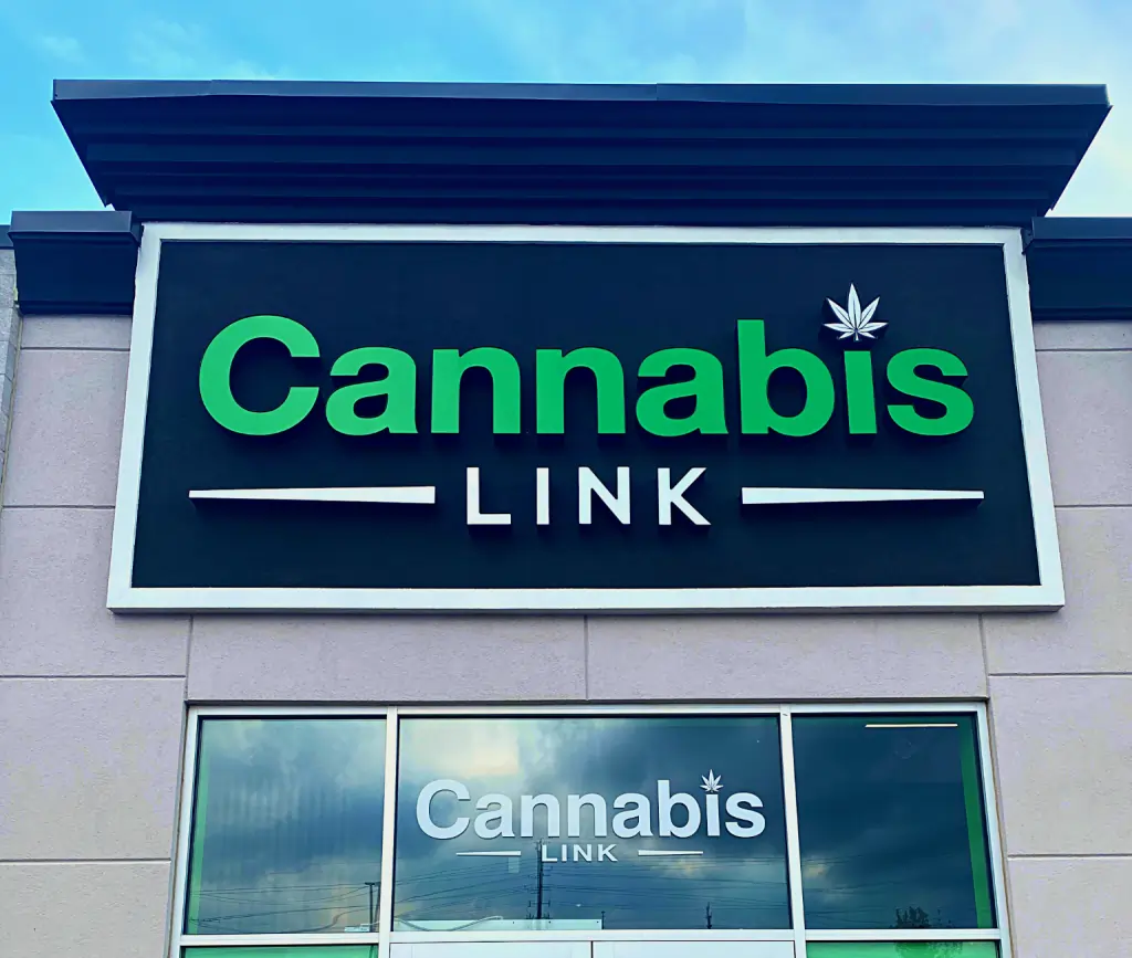 Cannabis Link Hyde Park Square